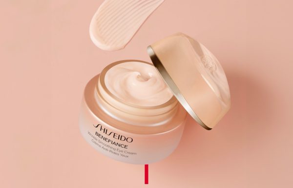 Разглаживающий морщины крем для глаз BENEFIANCE от Shiseido